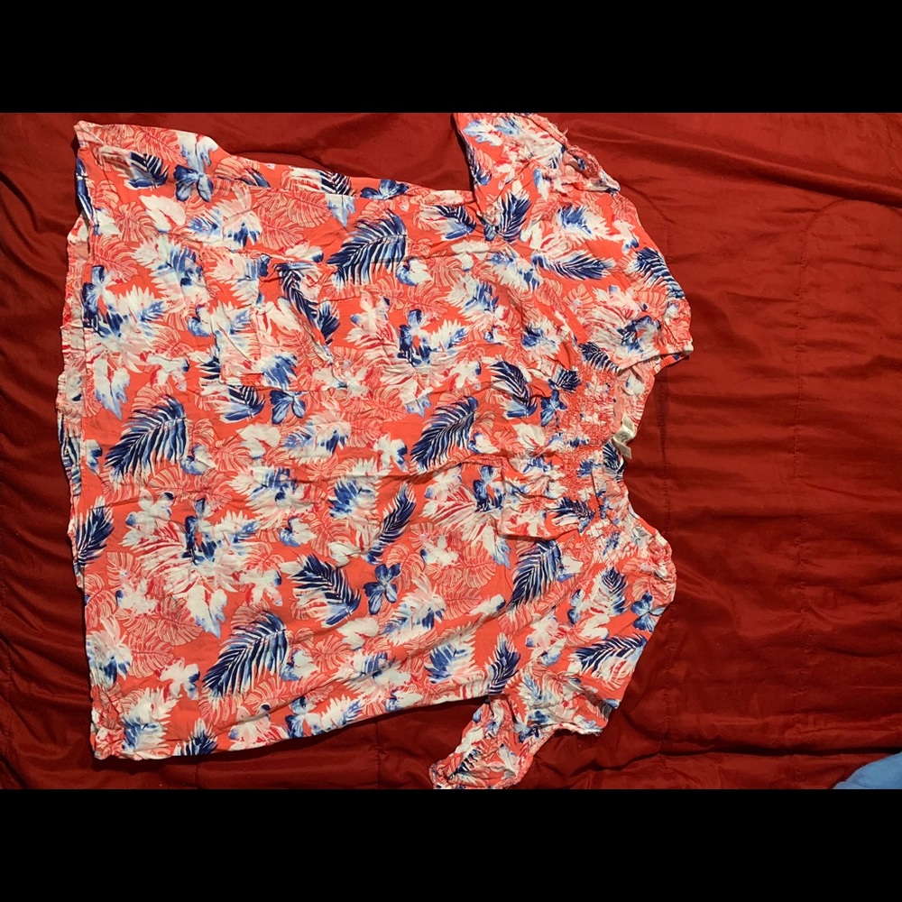 Thin comfortable shirt